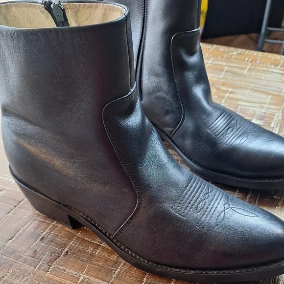 DURANGO TR820 Black Leather Side Zip Boots Men 13D Western Dress Boot Short